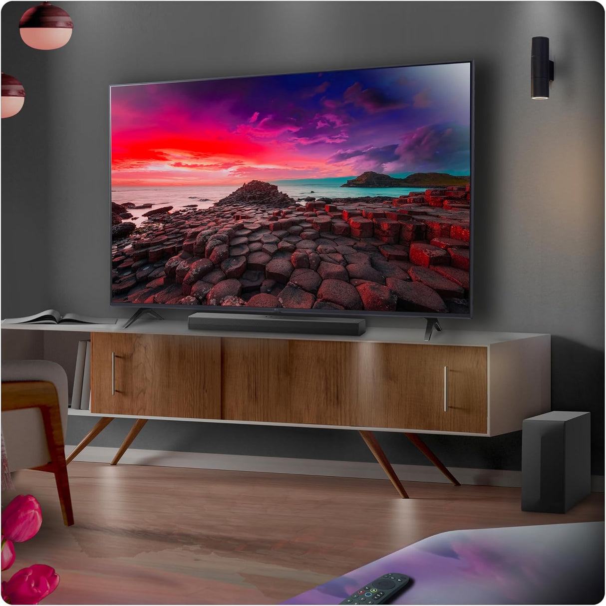 LG US40T Bluetooth Soundbar with Wireless Subwoofer - Good