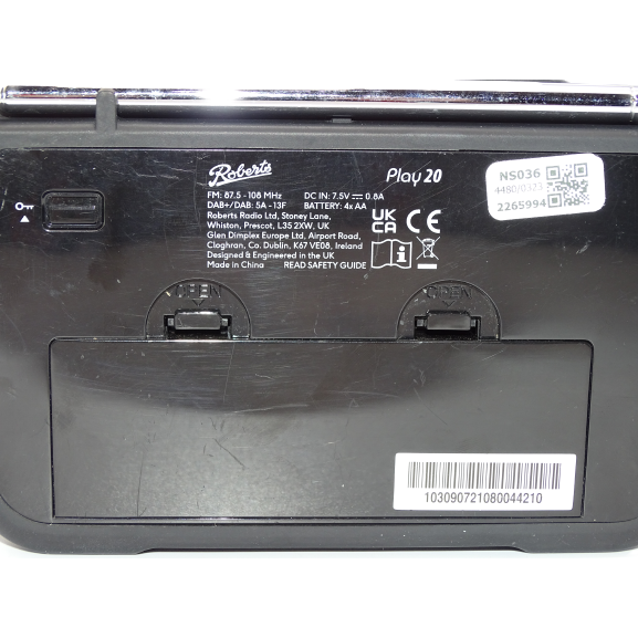 Roberts Play 20 DAB/DAB+/FM Bluetooth Portable Digital Radio, Black - Refurbished Good - HEAVILY SCRATCHED & STAINED