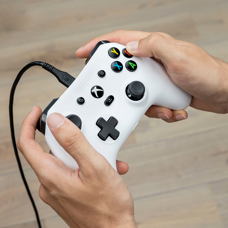 Nacon Evol-X Controller - White - Good