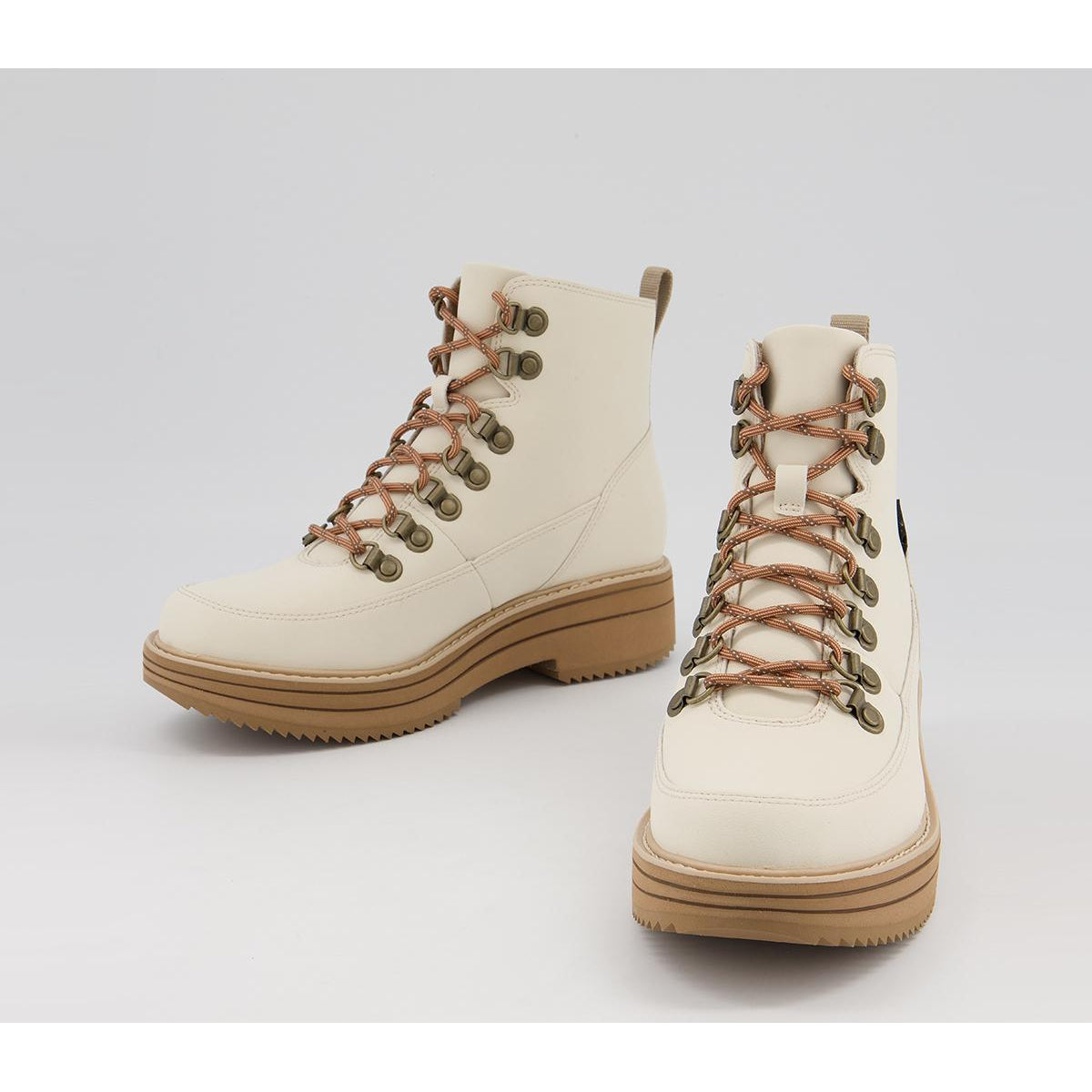 Teva Midform Boots White Swan (UK Size 8)