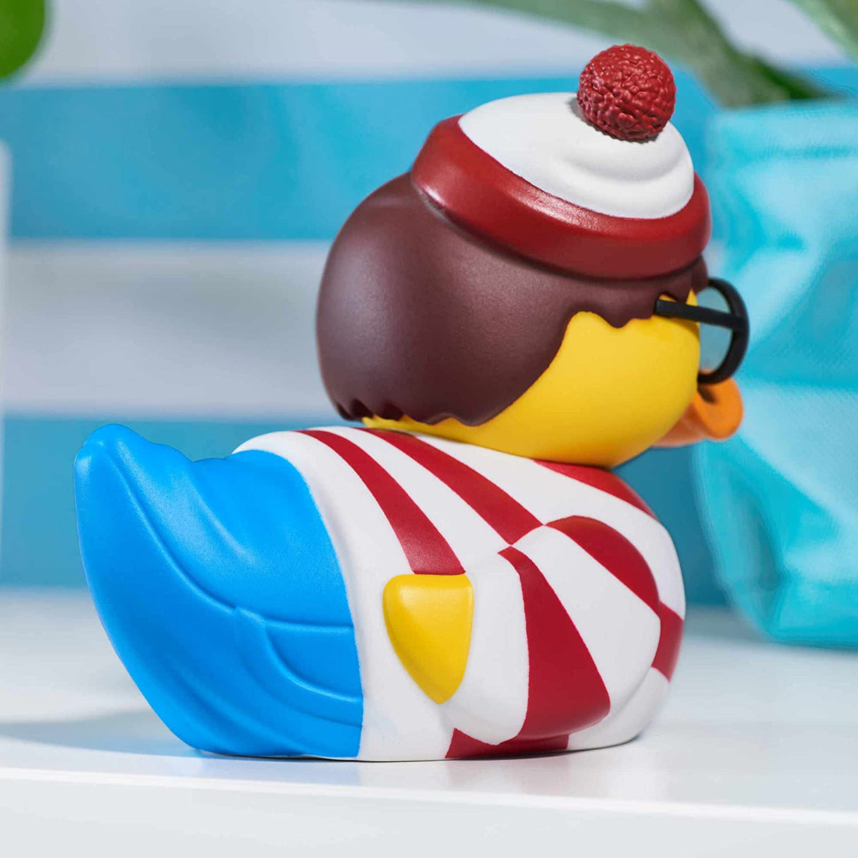 Tubbz Cosplaying Ducks - Where's Wally - Wally