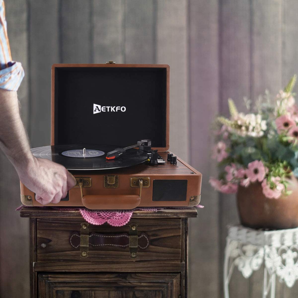 AETKFO Bluetooth Turntable 3-Speed Vinyl Record Player - Brown