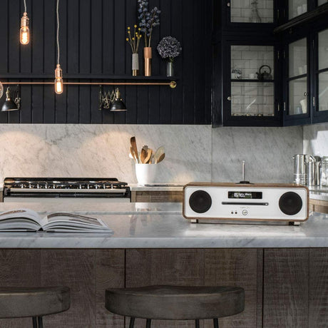 Ruark Audio R4 mk3 Home Audio System (DAB+ / CD / Bluetooth), Walnut