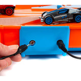 Hot Wheels Deluxe Track Pack – Slot Track Carrying Case – Includes Two 1:64 Cars with 9.1 Feet of Track