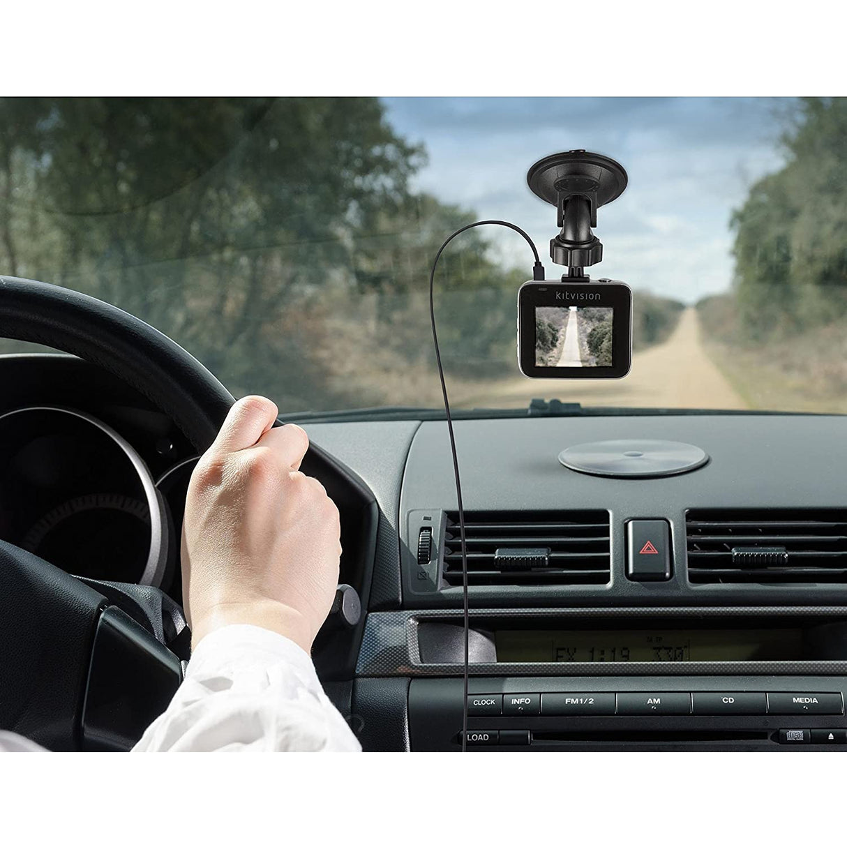 Kitvision Observer 720p Dashboard Camera for Cars and Motorbikes with 8 GB Storage Memory Card - Black