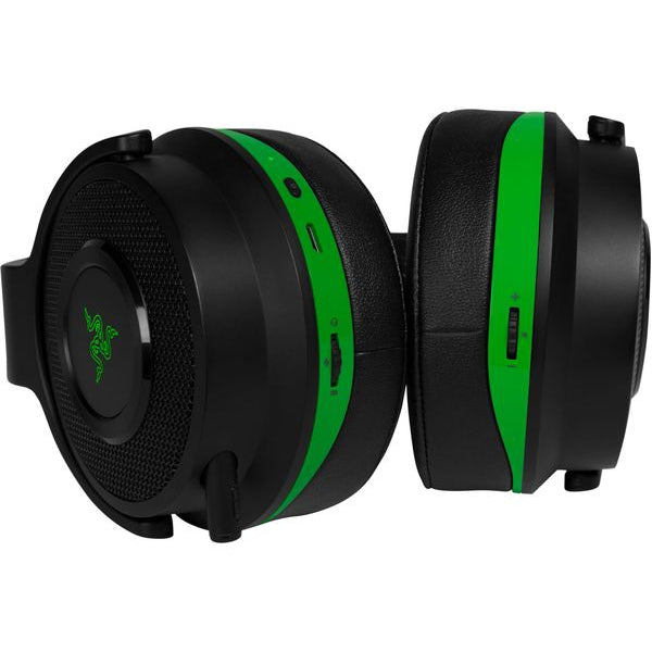 Razer Thresher Ultimate Wireless 7.1 Gaming Headset, Black & Green